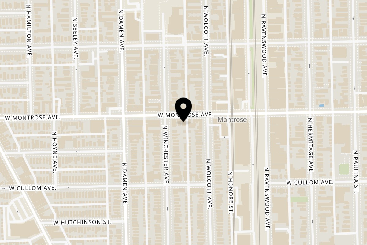 Map showing the location of Chicago's Pizza Ravenswood on 1919 W Montrose Ave in Chicago
